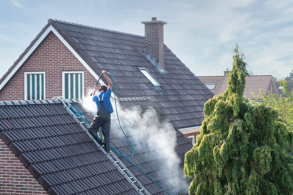 tile roof cleaning