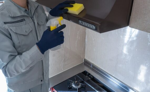 How To Clean Kitchen Range Hood