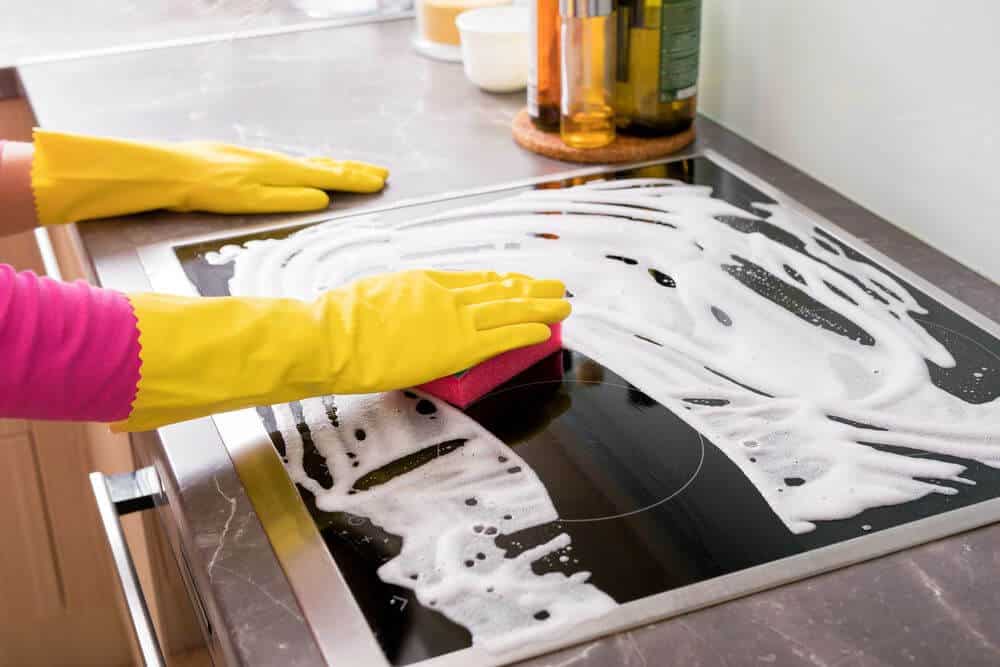 how to clean stove top