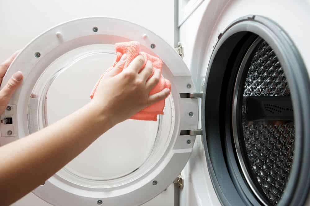 How to Clean a Washing Machine