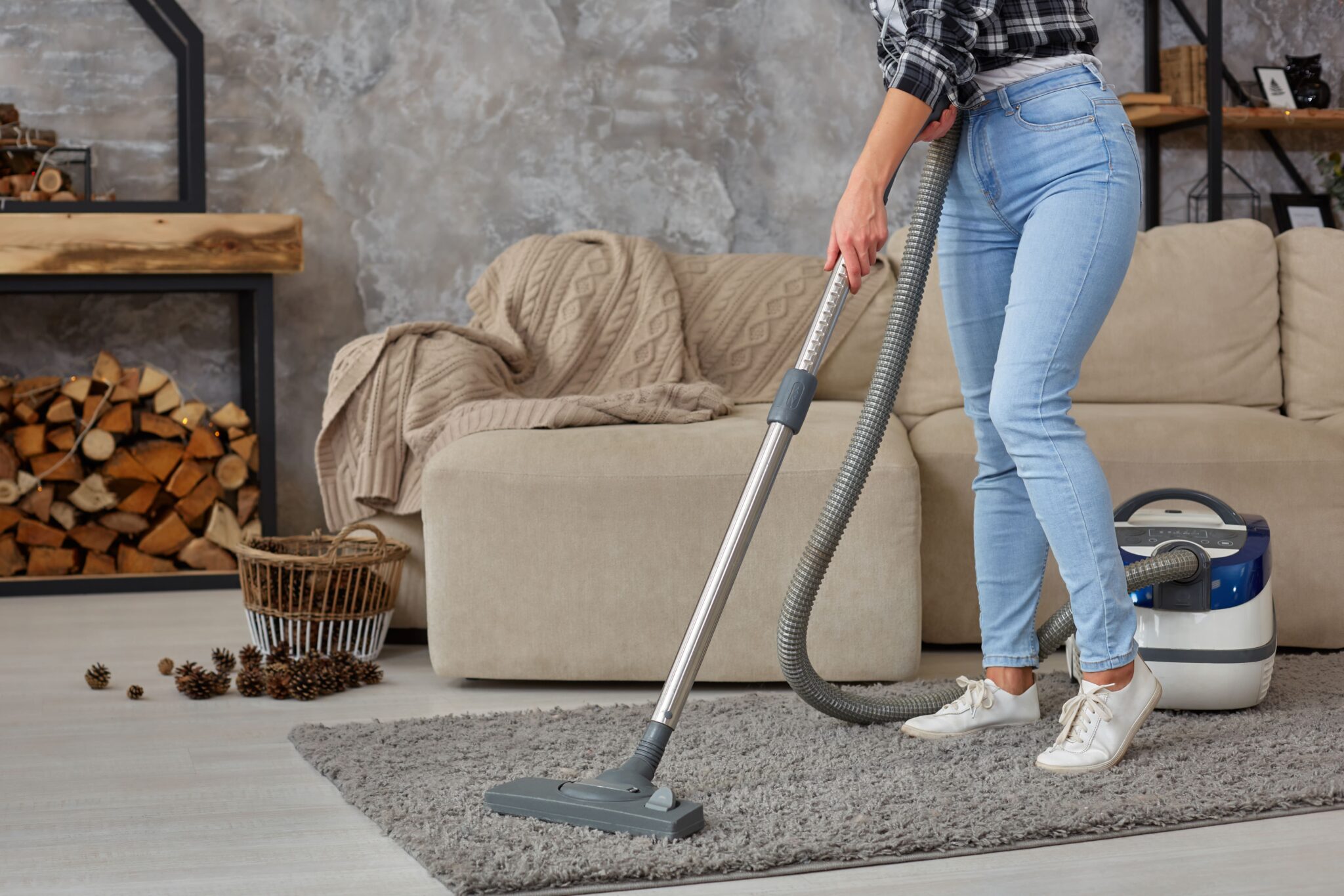 how to hire cleaning service in Los Angeles