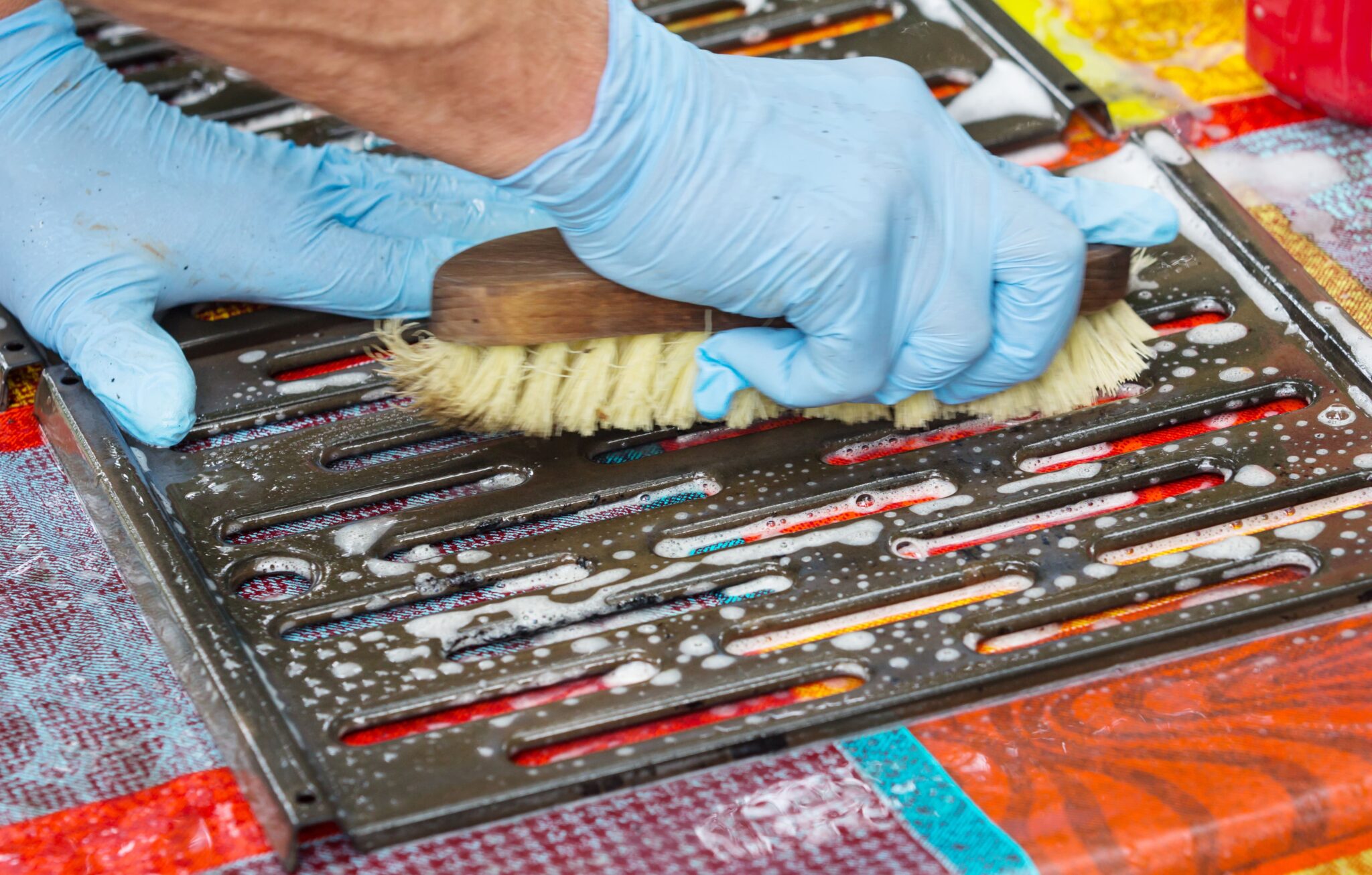 best way to clean a gas grill